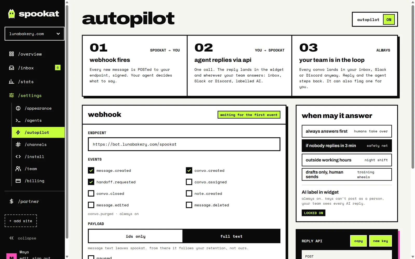 Die Autopilot-Seite: der Webhook-Endpoint und seine Events, die vier Modi und das AI-Label, fest eingeschaltet.